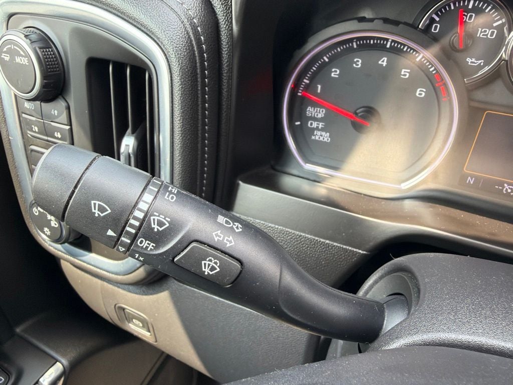 2020 Chevrolet Silverado 1500 LT - Photo 10
