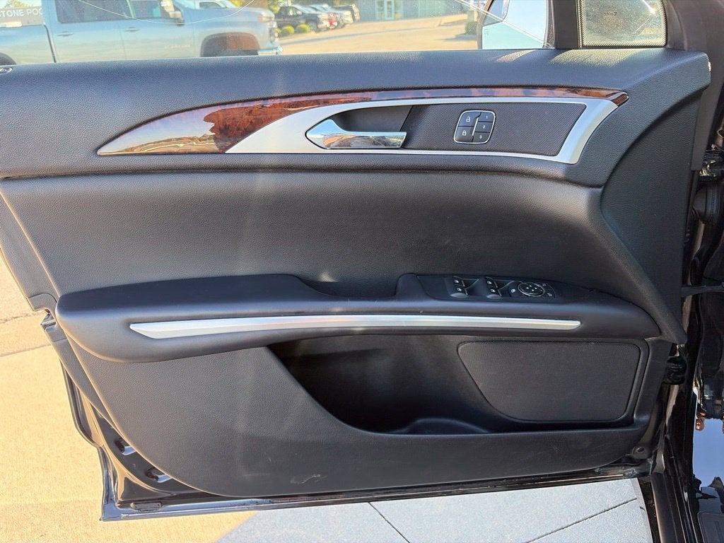 2016 Lincoln MKZ Hybrid Base