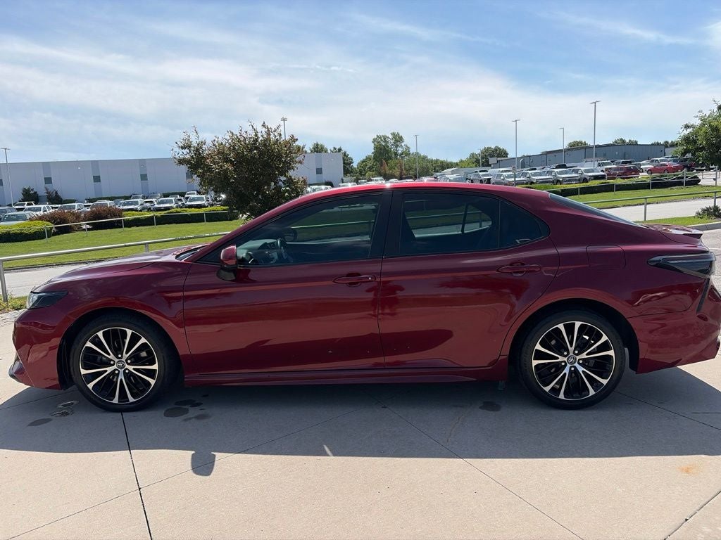 2018 Toyota Camry SE