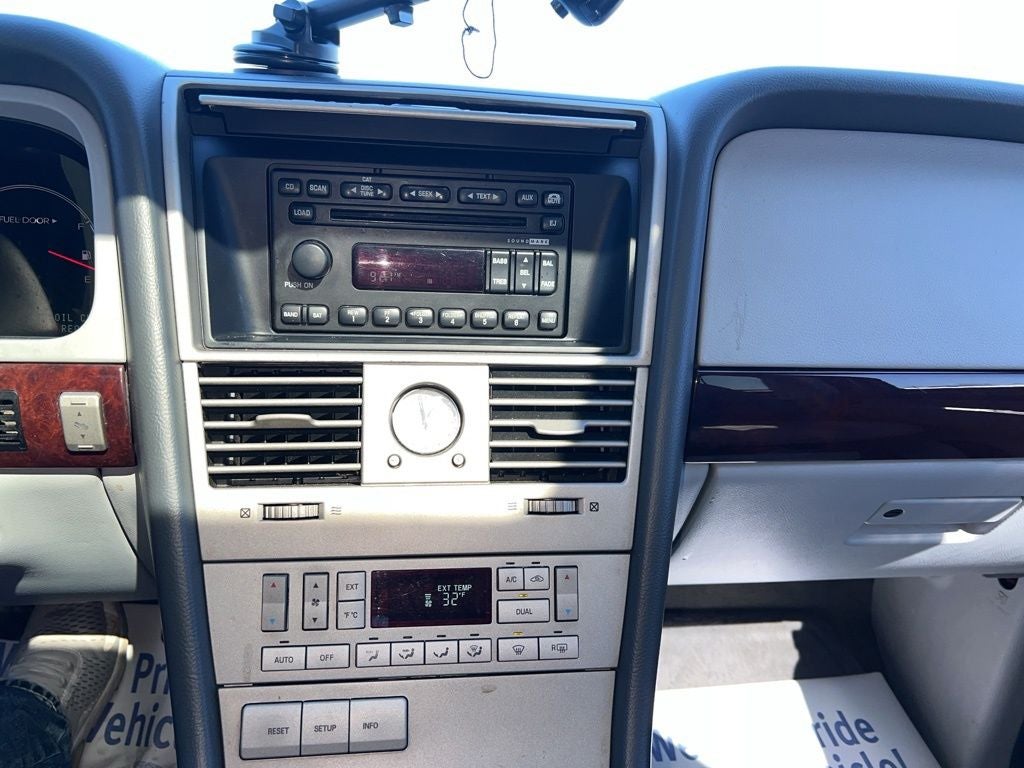 2004 Lincoln Aviator Base Luxury