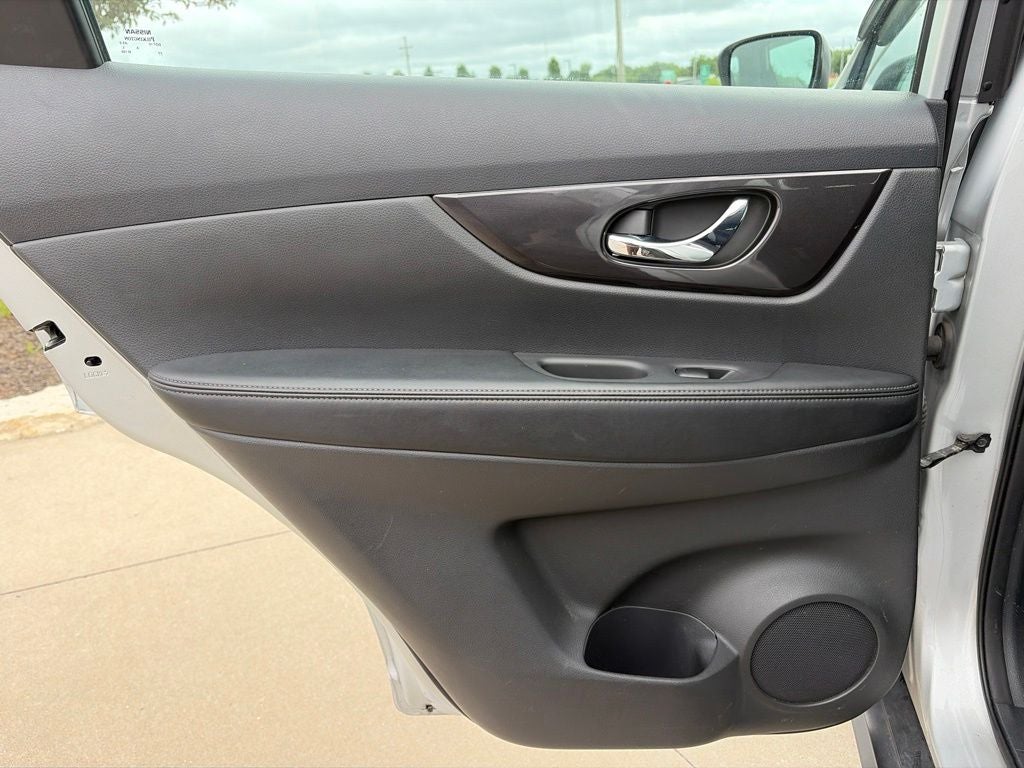2018 Nissan Rogue S