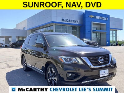 2017 Nissan Pathfinder Platinum