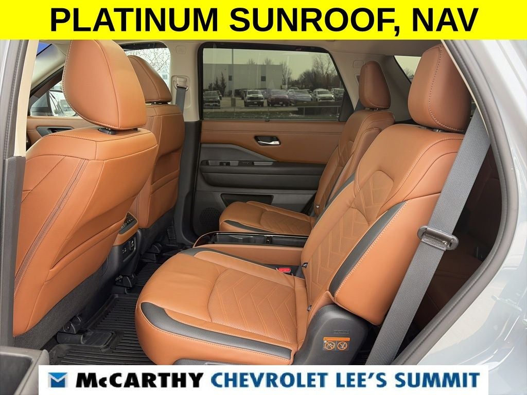 2023 Nissan Pathfinder Platinum