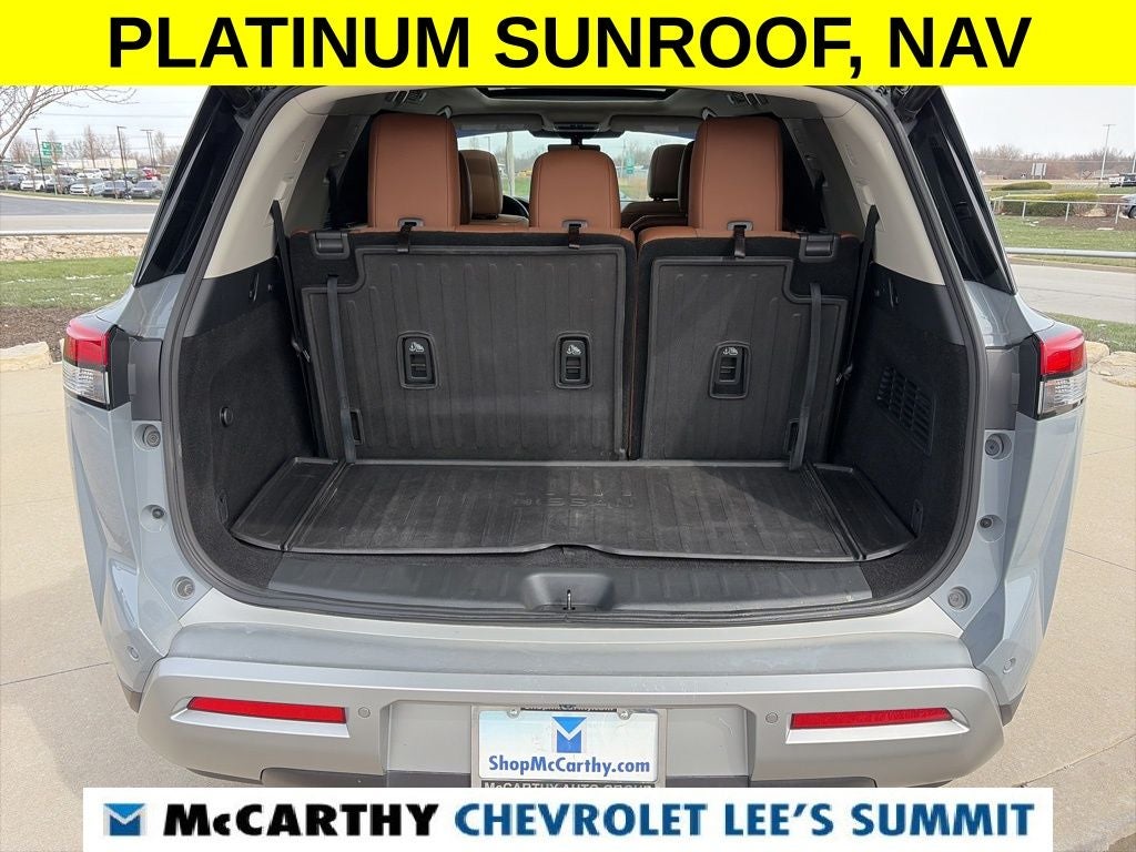 2023 Nissan Pathfinder Platinum