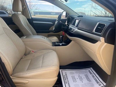 2014 Toyota Highlander LE Plus V6