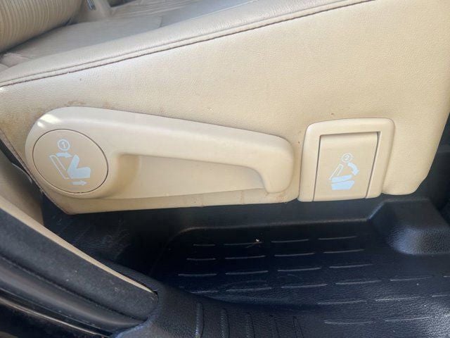 2014 Toyota Highlander LE Plus V6