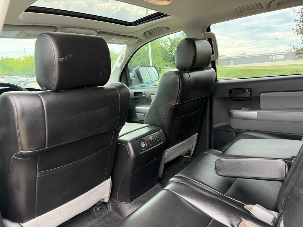 2019 Toyota Sequoia SR5 5.7L