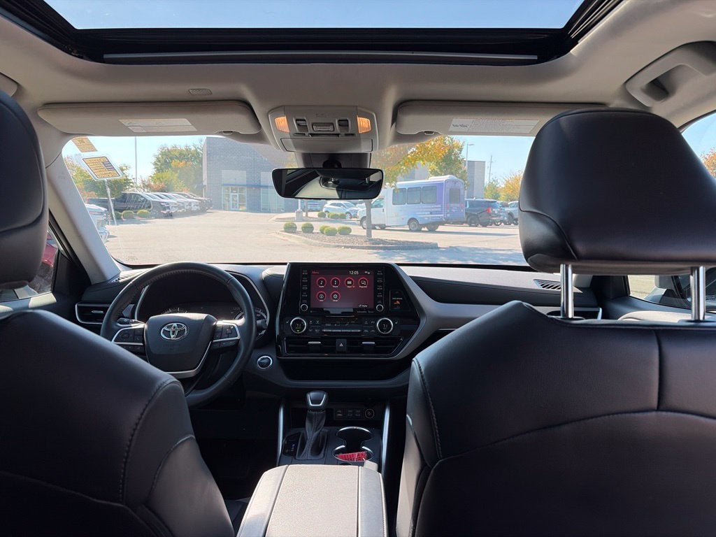 2022 Toyota Highlander XLE