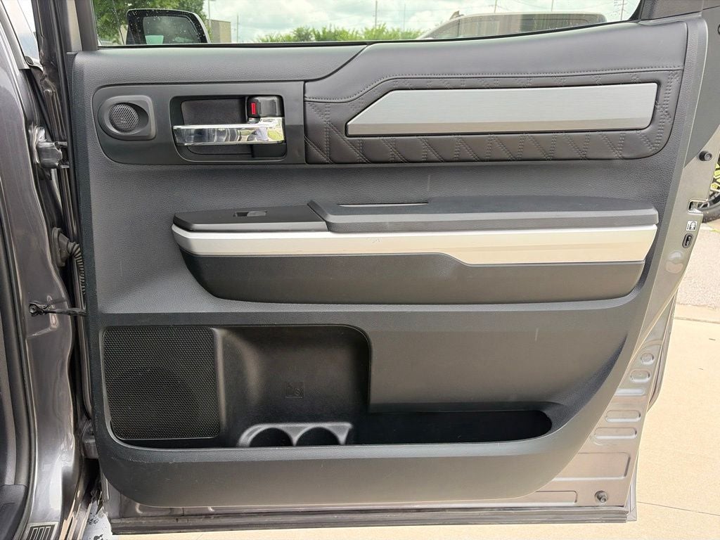 2017 Toyota Tundra Platinum 5.7L V8
