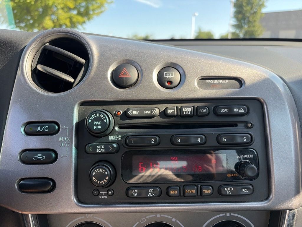 2005 Pontiac Vibe Base