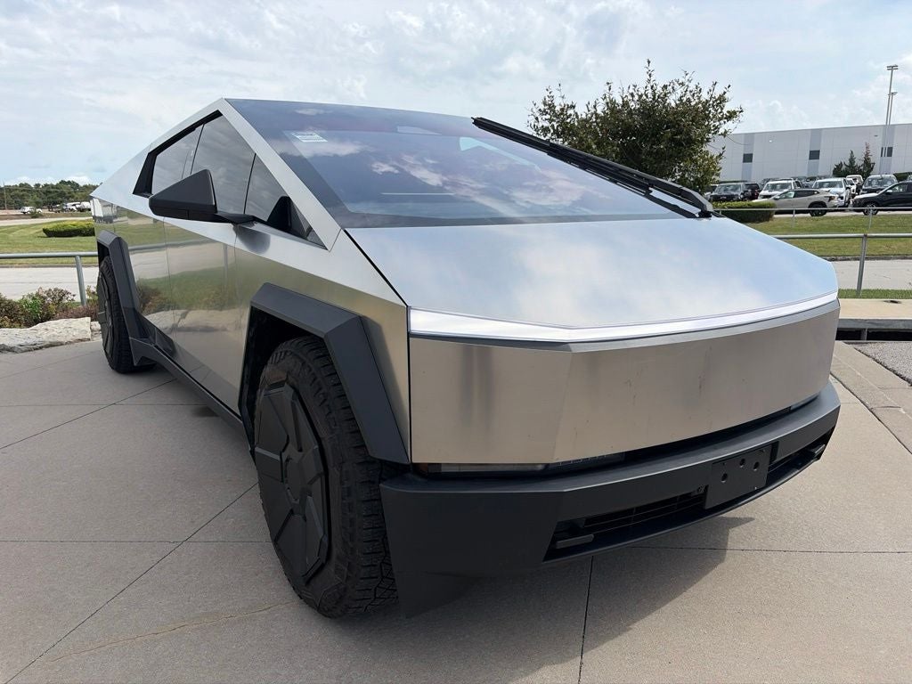 2024 Tesla Cybertruck Base