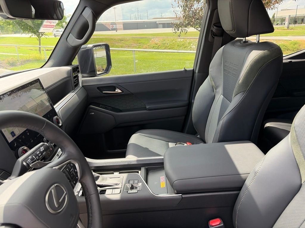2025 Lexus GX 550 Overtrail+
