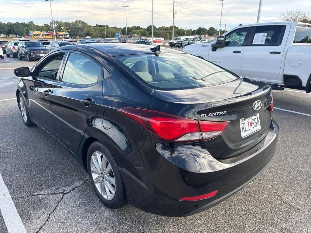 2015 Hyundai ELANTRA SE