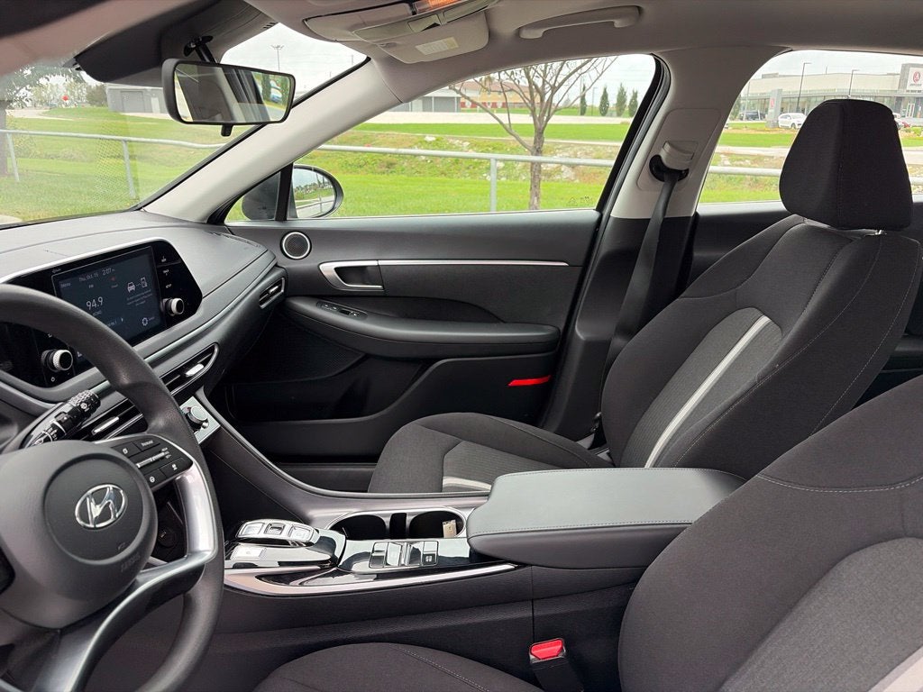 2023 Hyundai SONATA SE