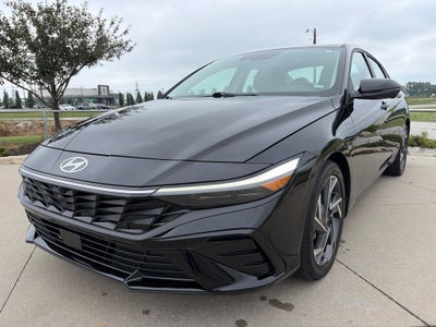 2024 Hyundai ELANTRA Limited