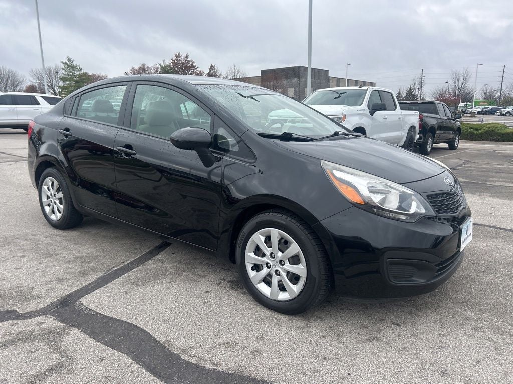 Used 2013 Kia Rio LX with VIN KNADM4A34D6108112 for sale in Kansas City