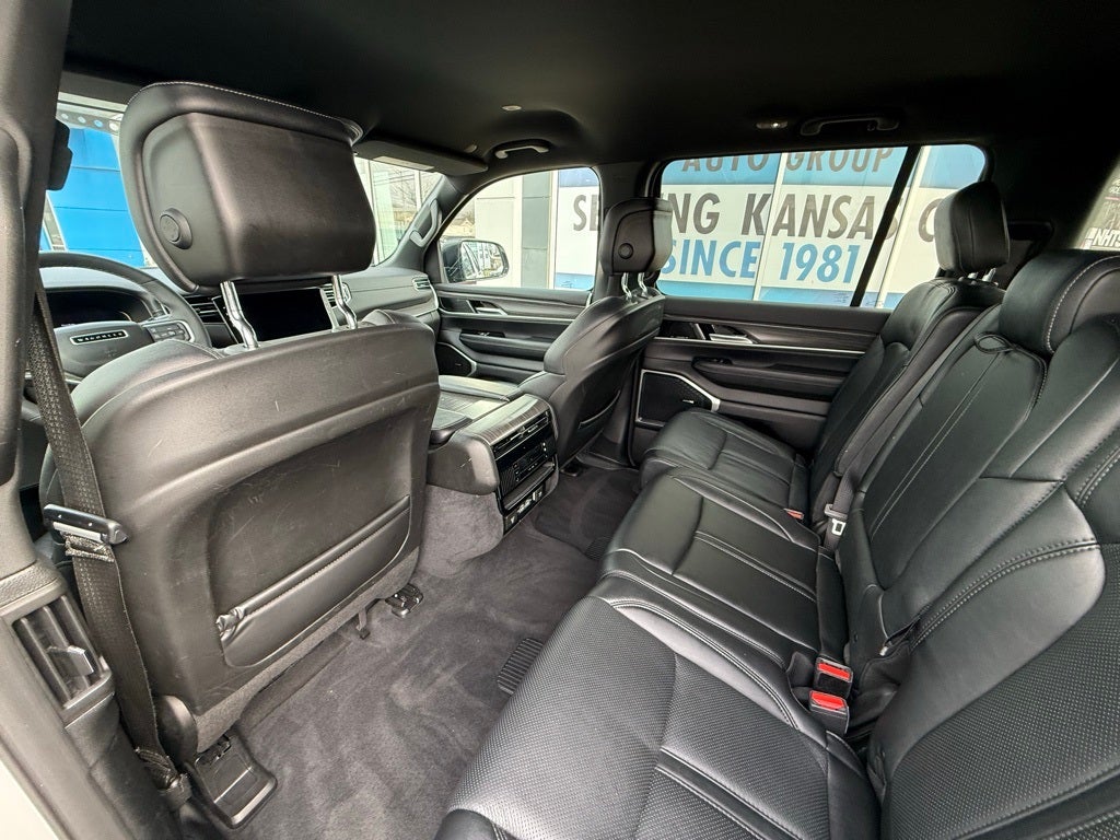 2023 Jeep Wagoneer Series III