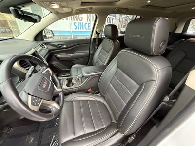 2021 GMC Acadia Denali