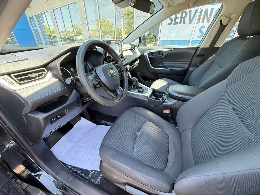 2020 Toyota RAV4 LE AWD