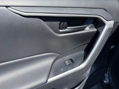 2020 Toyota RAV4 LE AWD