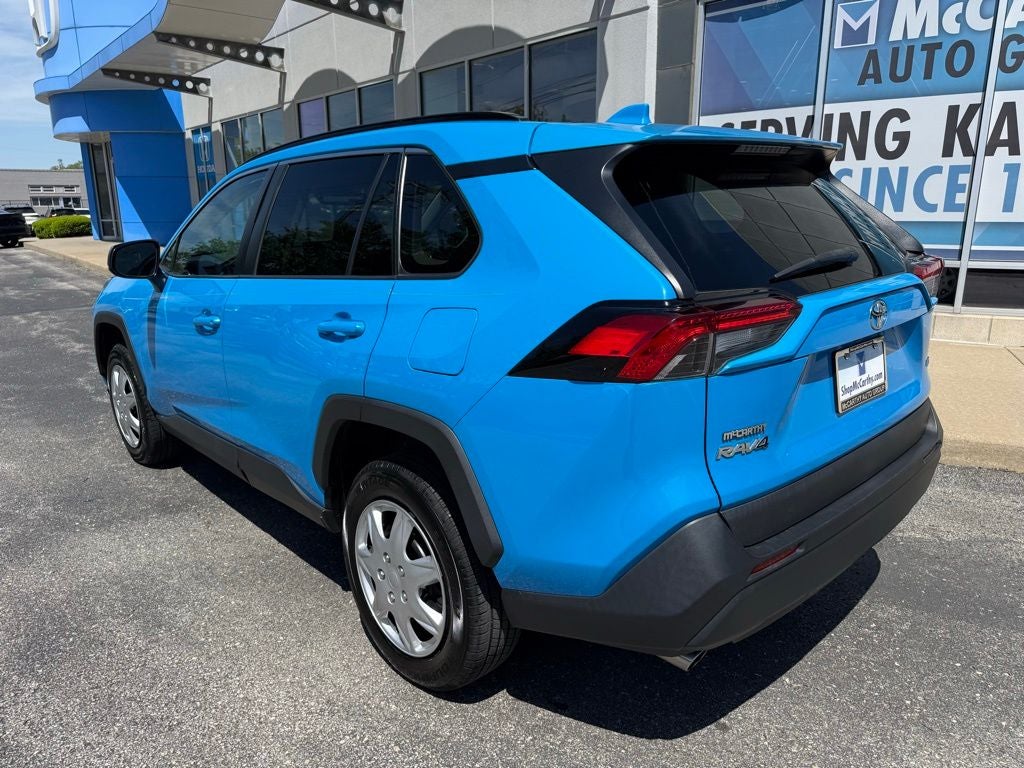 2020 Toyota RAV4 LE