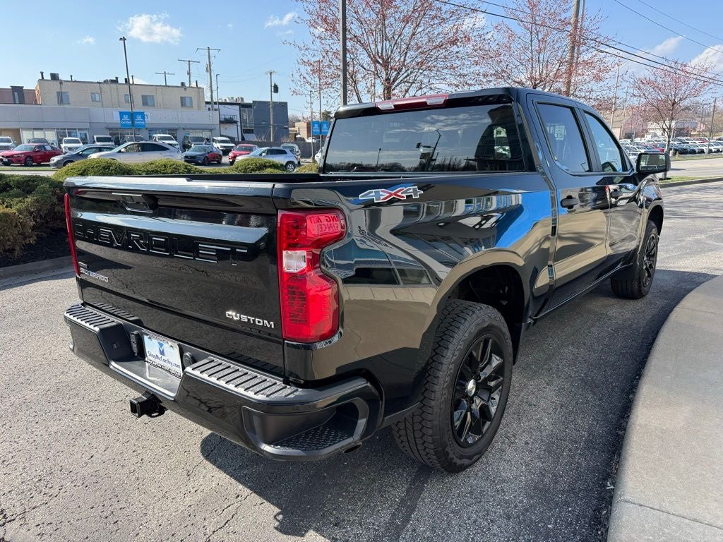 2024 Chevrolet Silverado 1500 Custom