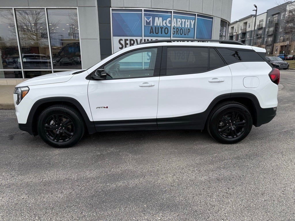 2024 GMC Terrain AT4