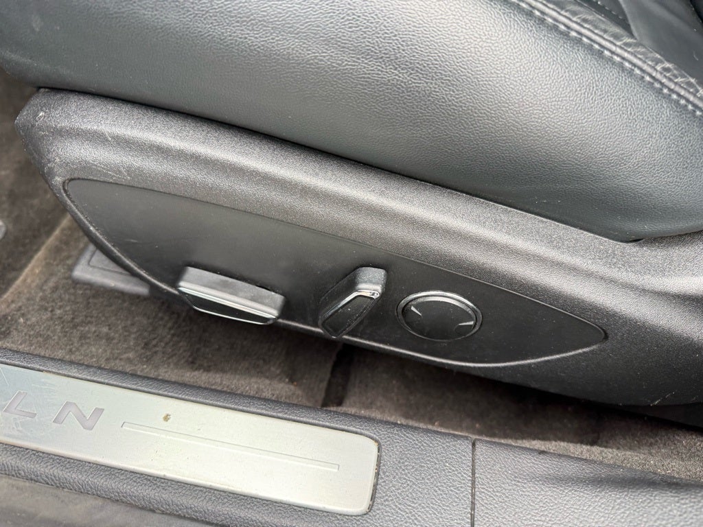 2015 Lincoln MKZ Base