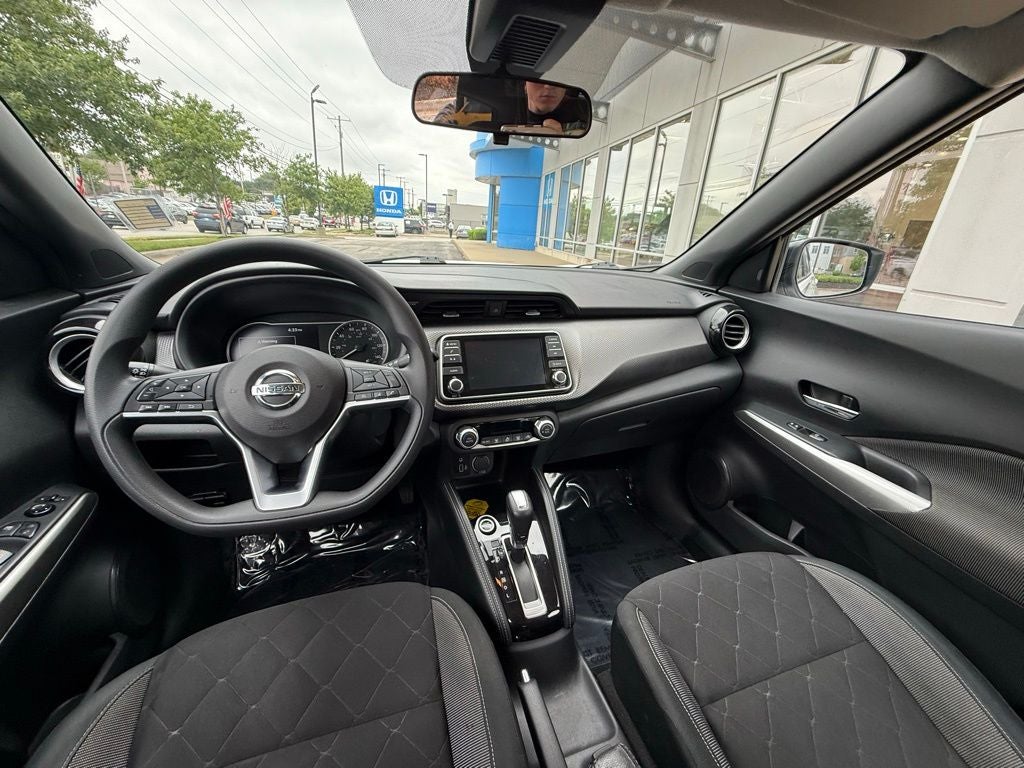2020 Nissan Kicks SV