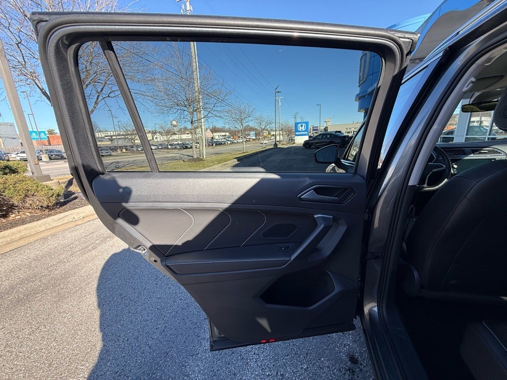 2024 Volkswagen Tiguan 2.0T SE