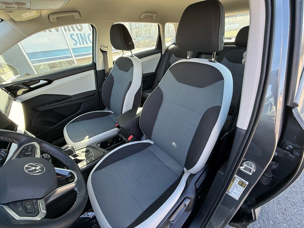 2025 Volkswagen Taos 1.5T S