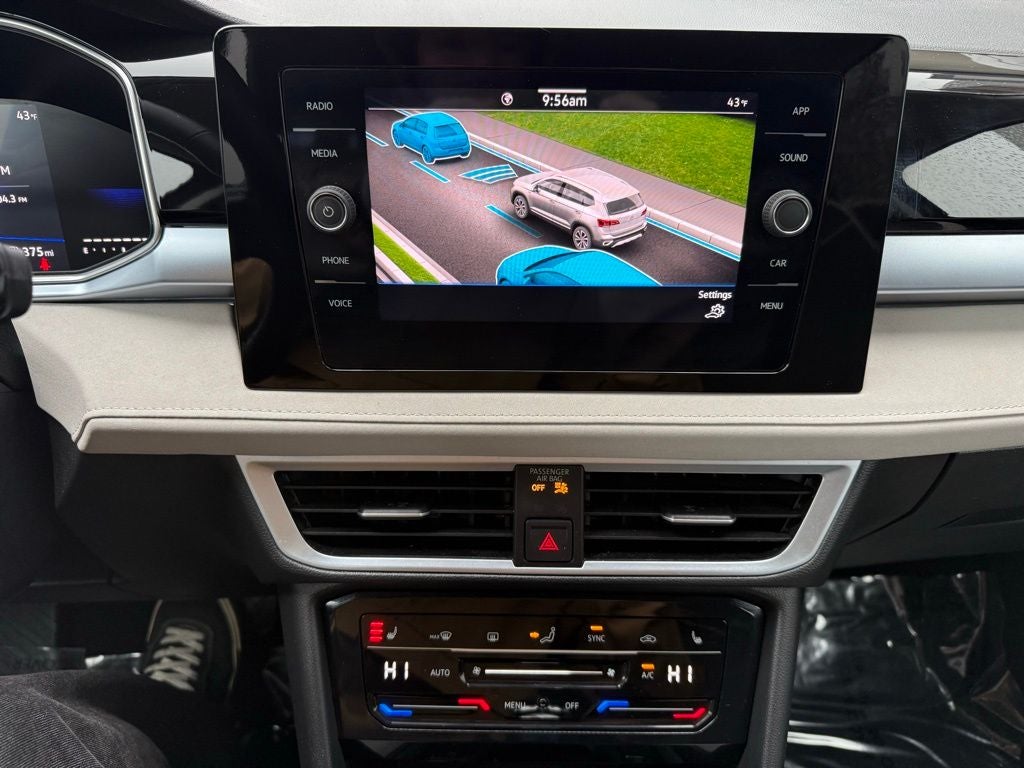 2025 Volkswagen Taos 1.5T SE