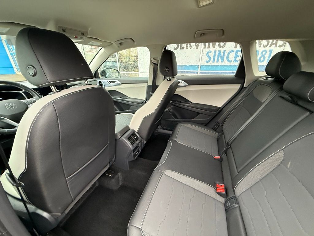 2025 Volkswagen Taos 1.5T SE