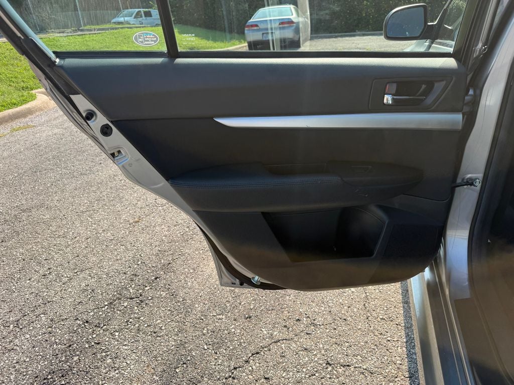 2011 Subaru Legacy 2.5i Premium