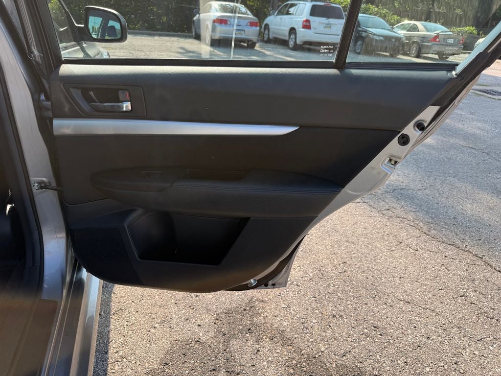 2011 Subaru Legacy 2.5i Premium