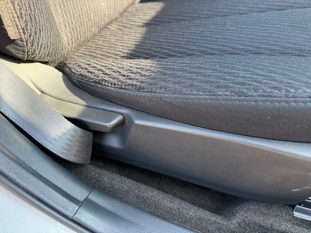 2011 Subaru Legacy 2.5i Premium