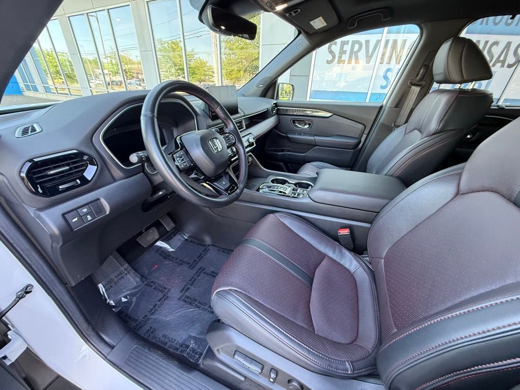 2025 Honda Pilot Black Edition