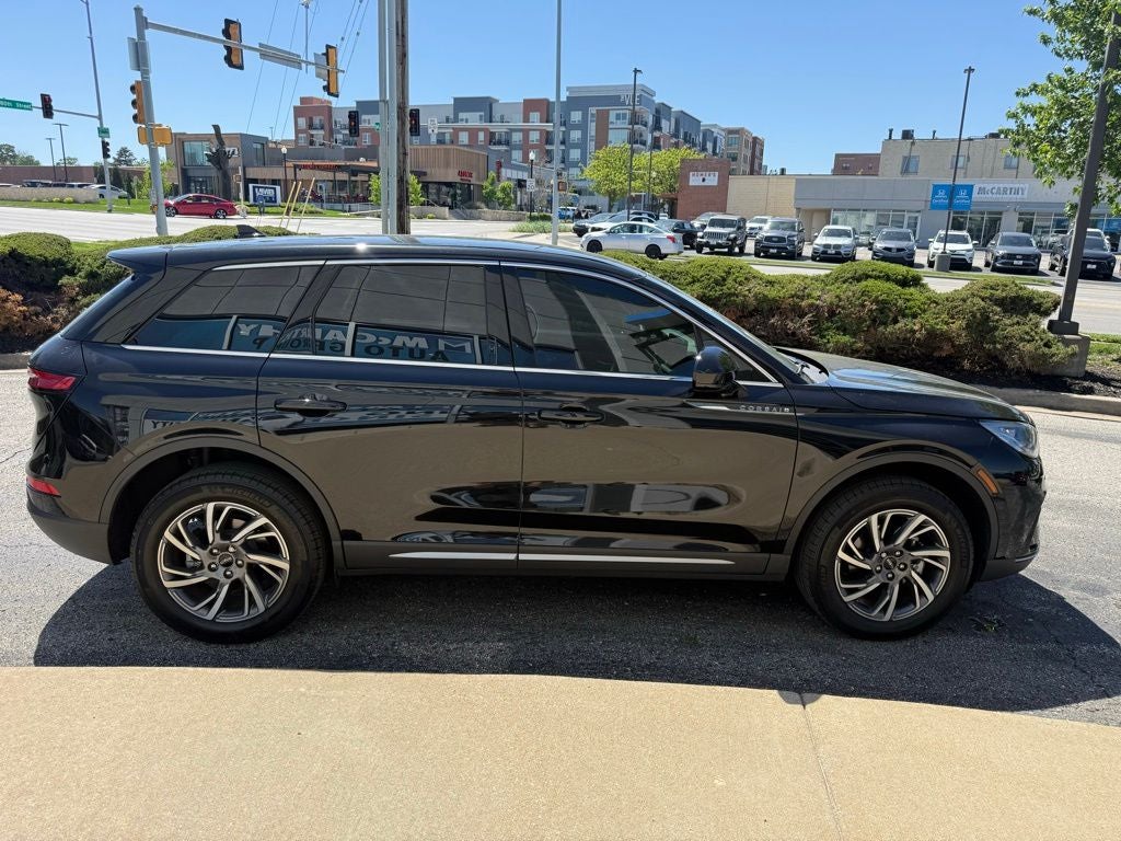 2025 Lincoln Corsair Premiere