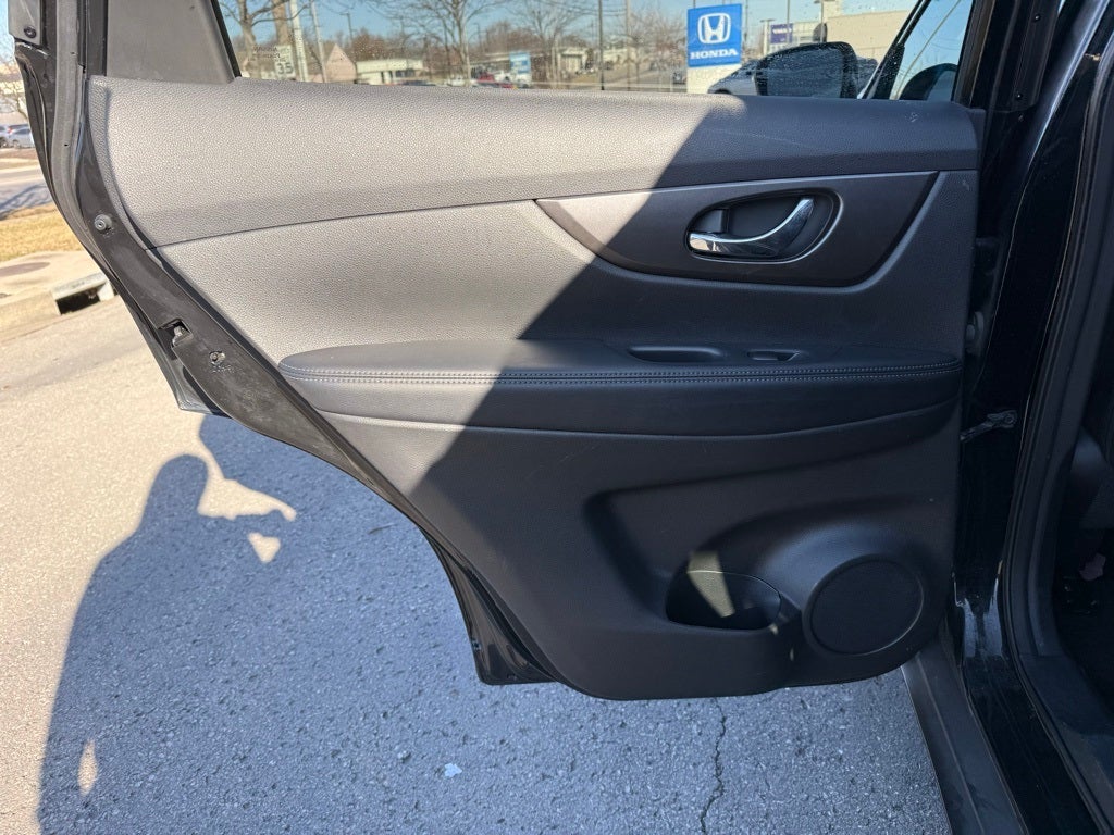 2014 Nissan Rogue SV