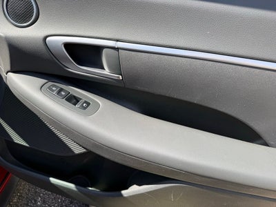 2021 Hyundai SONATA SE