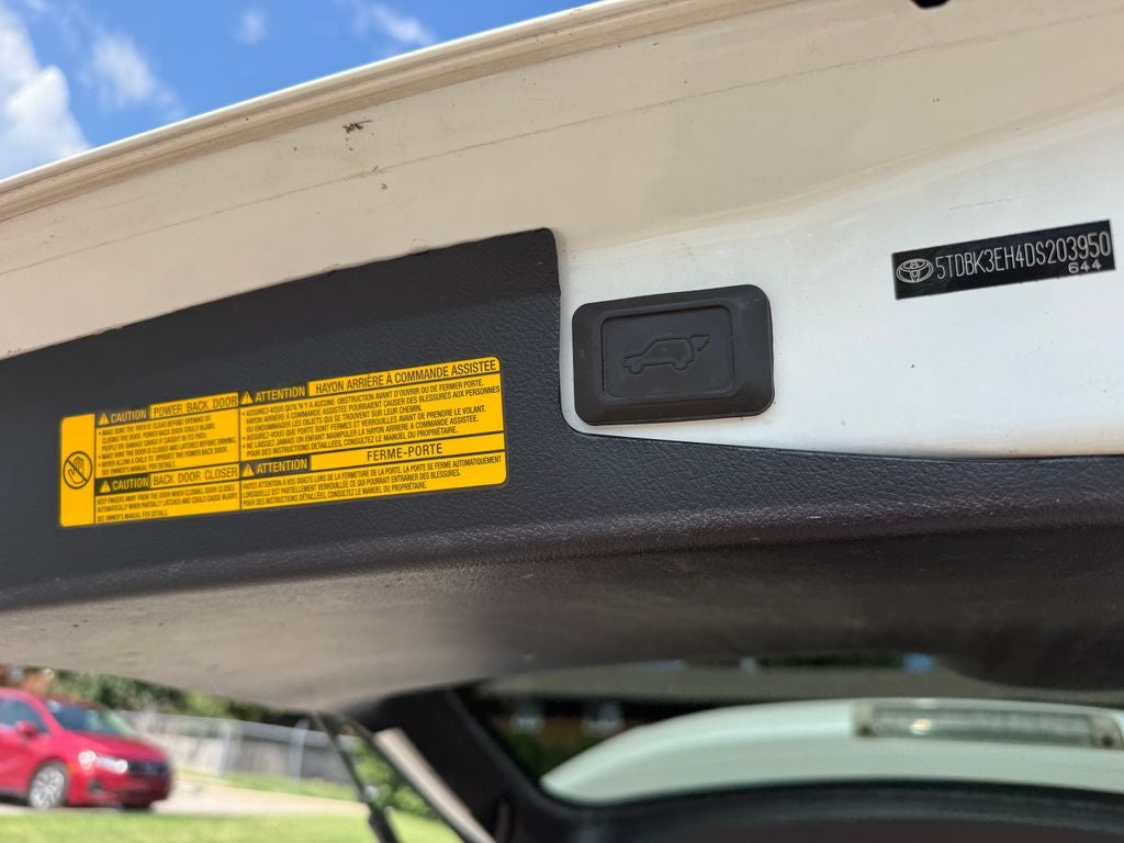 2013 Toyota Highlander SE