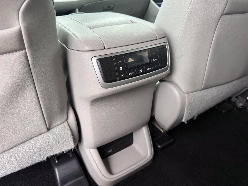 2016 Toyota Highlander XLE V6