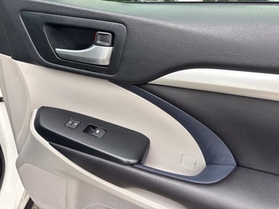 2016 Toyota Highlander XLE V6