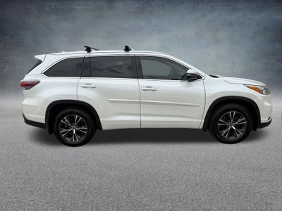 2016 Toyota Highlander XLE V6