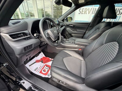 2025 Toyota Highlander XSE