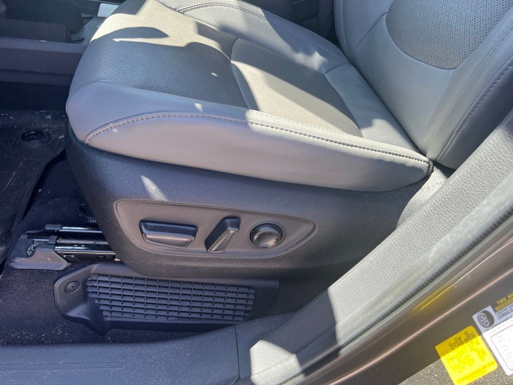 2024 Toyota Sienna Limited 7 Passenger