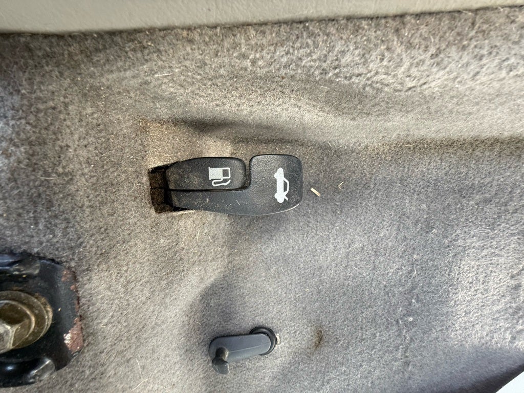 2004 Toyota Corolla LE