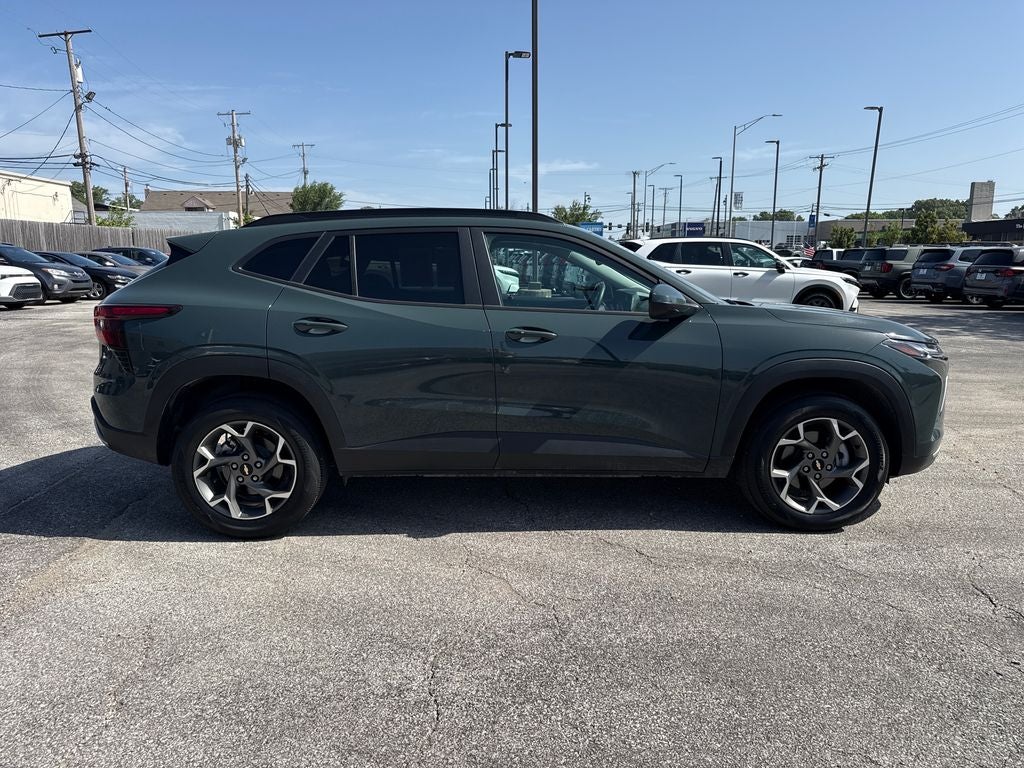 2025 Chevrolet Trax LT
