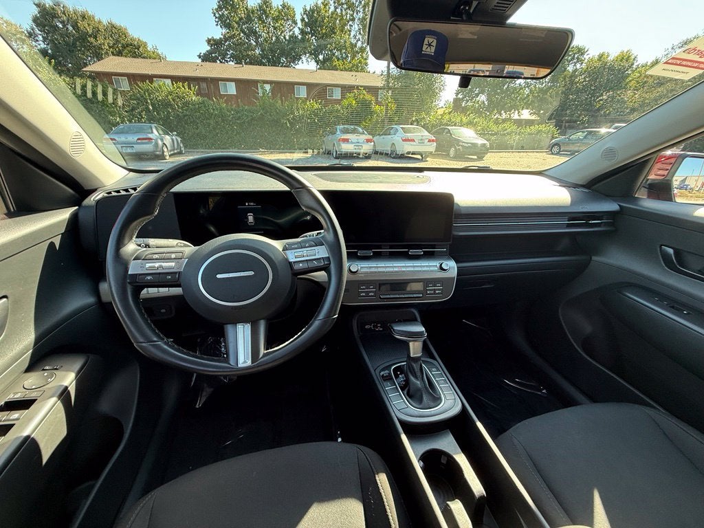 2025 Hyundai KONA SEL