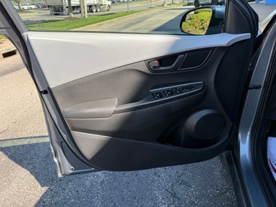 2021 Hyundai KONA SE